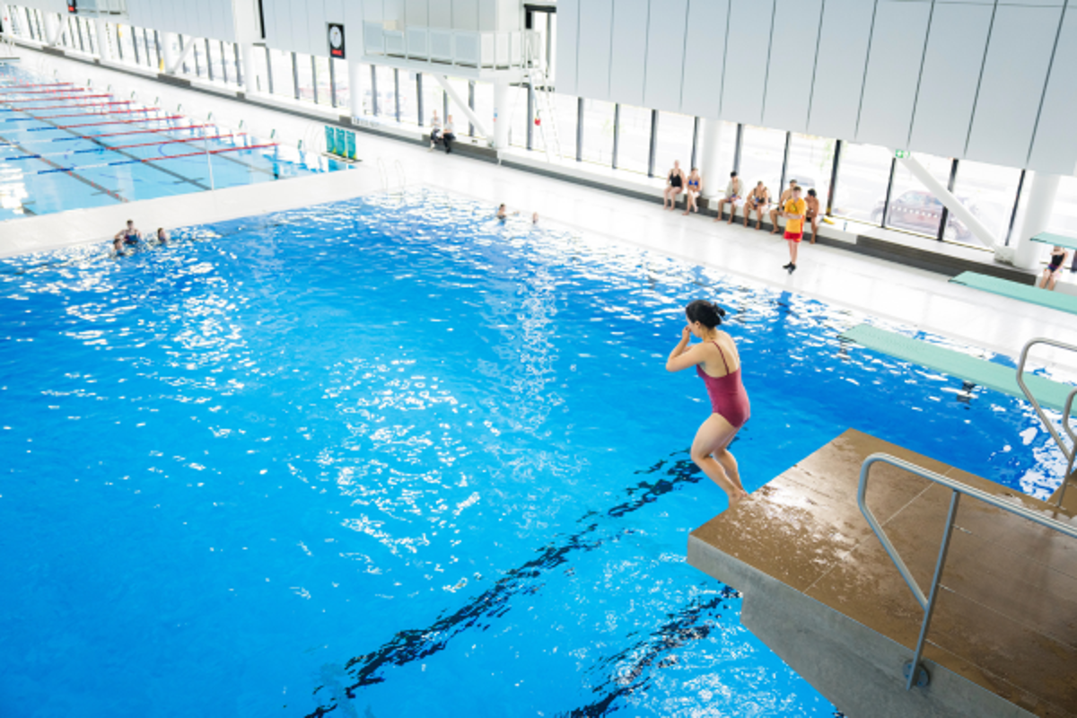 Manus Pool Jump Manu pool