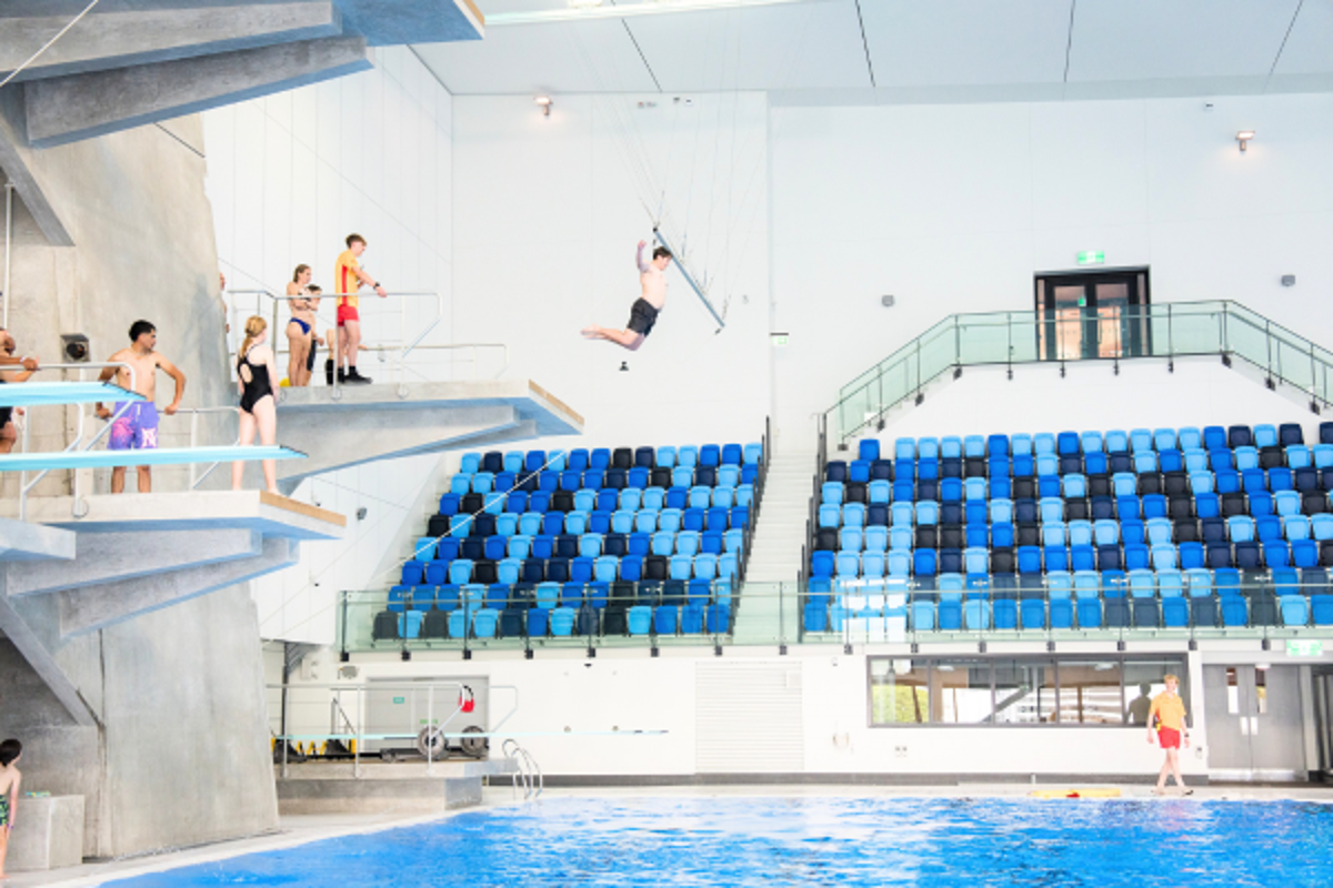 Manus Pool Jump Manu pool
