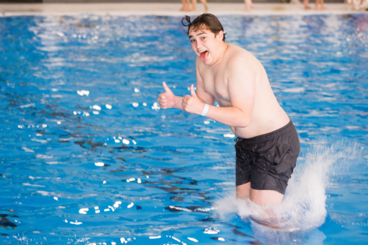 Manus Pool Jump Manu pool